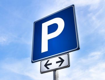 Possibilità di utilizzo gratuito del nostro parcheggio esterno, qualora disponibile (totale 8/9 posti macchina).